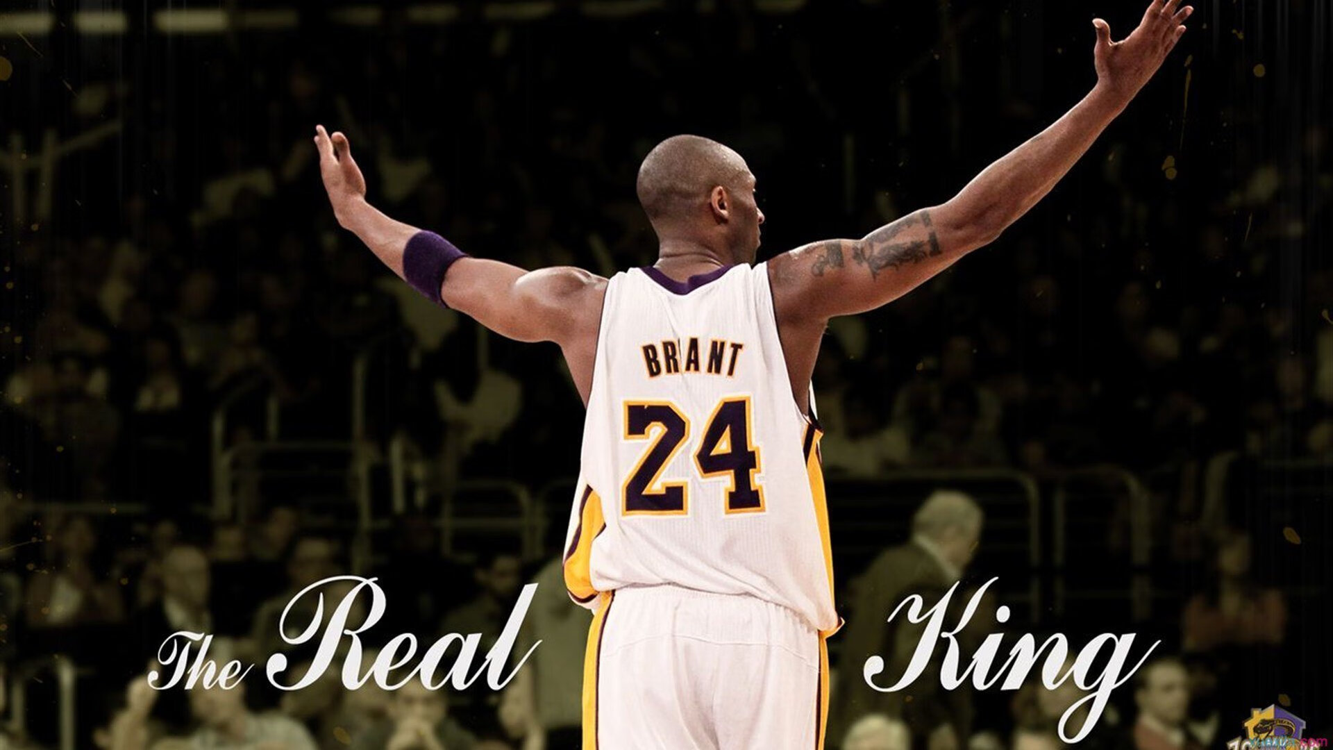 斯瓦泰克赛后谦逊发言登热搜，皇家马德里绝杀俄克拉荷马城雷霆引发热议